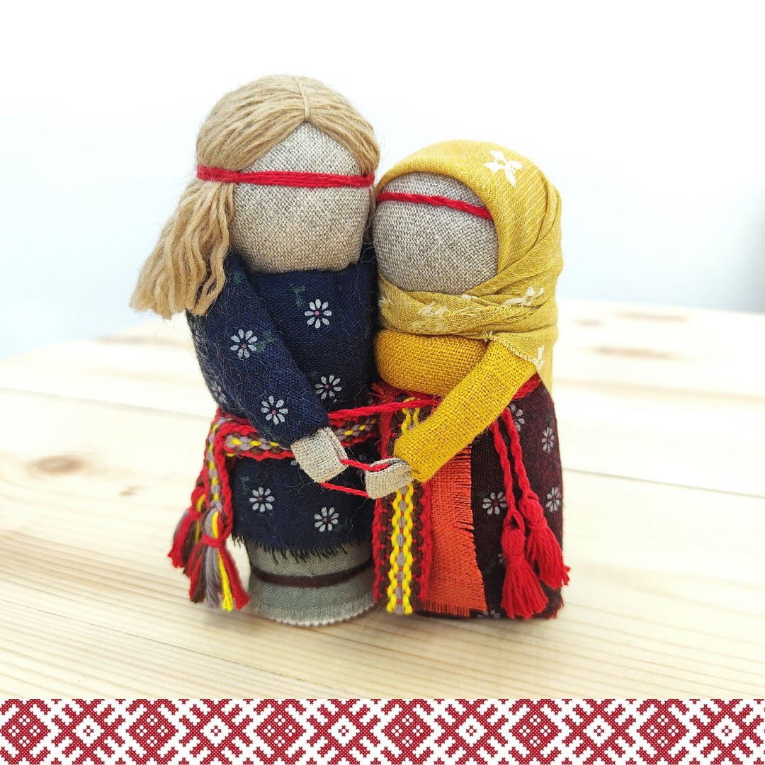 Неразлучники обкркжные куколки. Подвеска