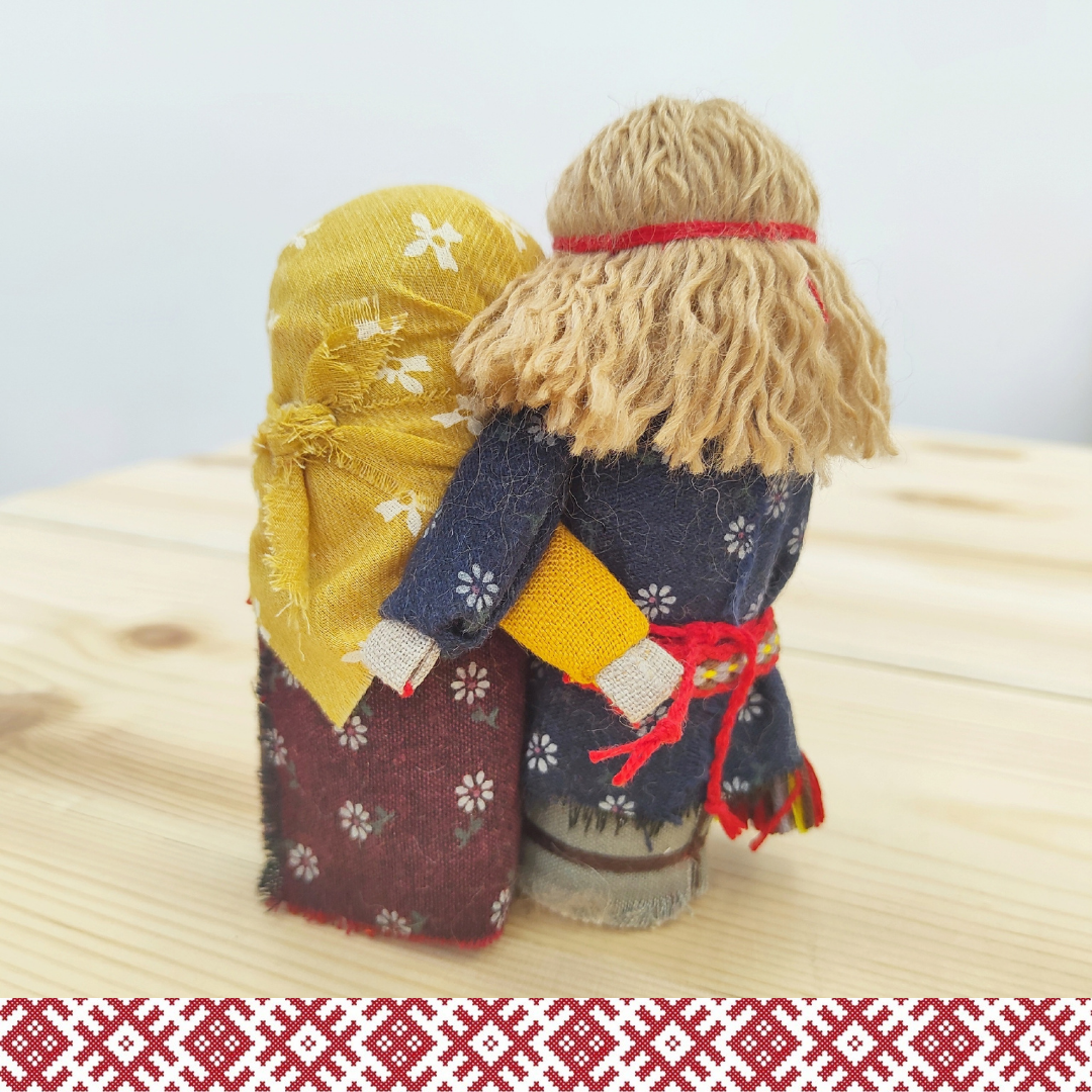 Неразлучники обкркжные куколки. Подвеска